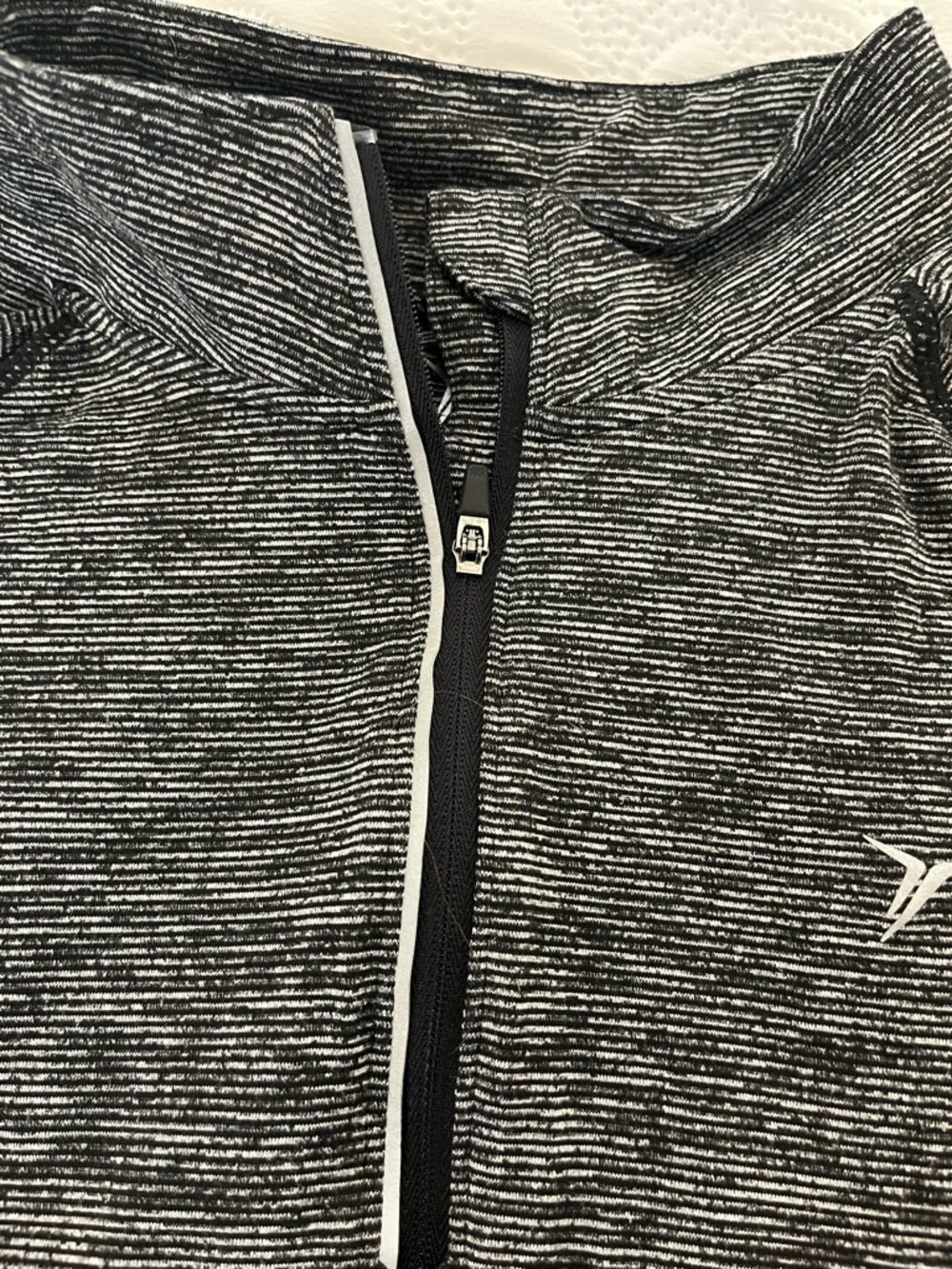 Old Navy Women's Gray Heather Half-Zip Utility Jacket - Picture 4 of 7